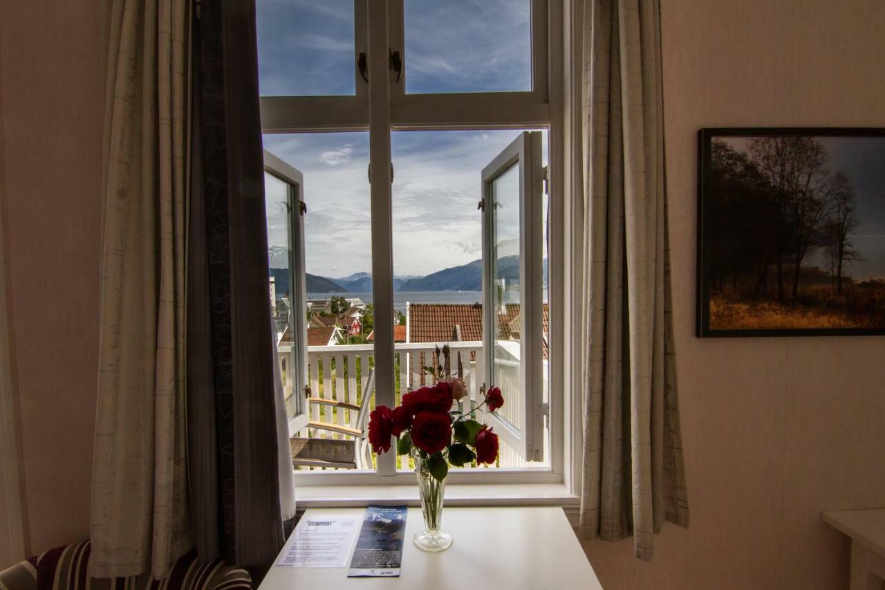 Kringsja Hotel Balestrand Bagian luar foto